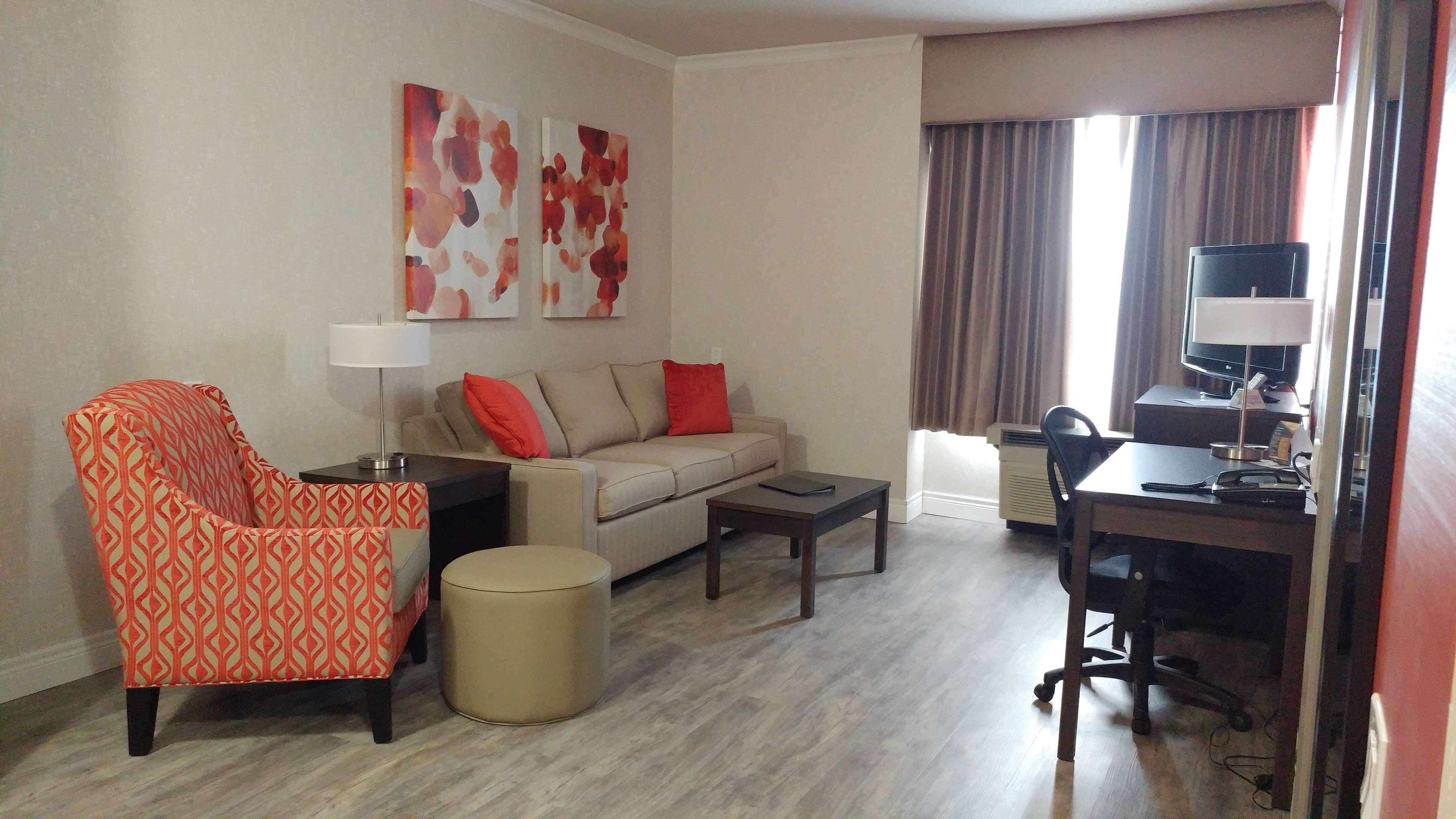 เบสต์ เวสเทิร์น พลัส โรส ซิตี สวีตส์ Hotel เวลแลนด์ ภายนอก รูปภาพ